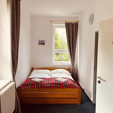 Alojamento de Acomodação e Pequeno-almoço U Skota