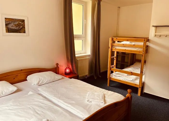 U Skota יאנוב נאד ניסו