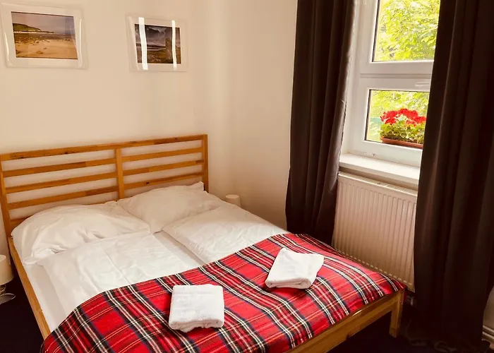 לינה וארוחת בוקר U Skota *